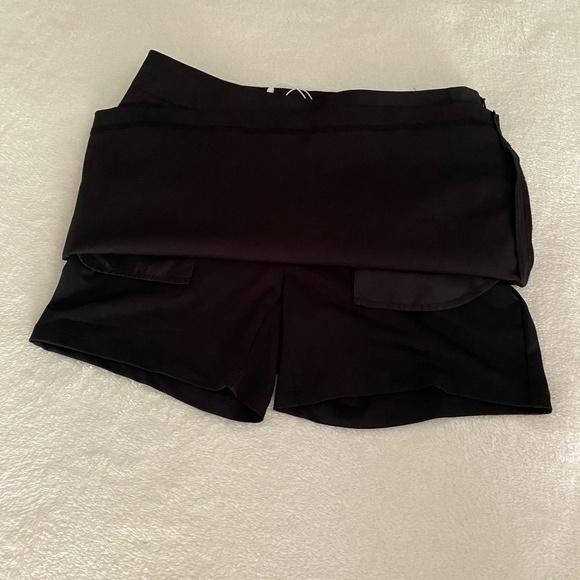 Greg Norman Ladies Golf Skort, Size 2, NWT - Picture 4 of 7